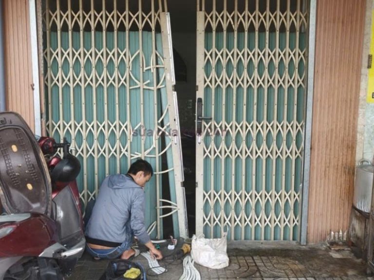sửa cửa kéo không lá