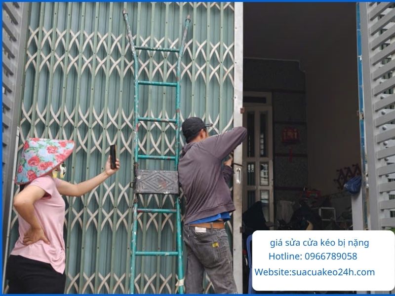 Bảng báo giá dịch vụ sửa cửa kéo bị nặng minh bạch tại Sửa Cửa Kéo 24H