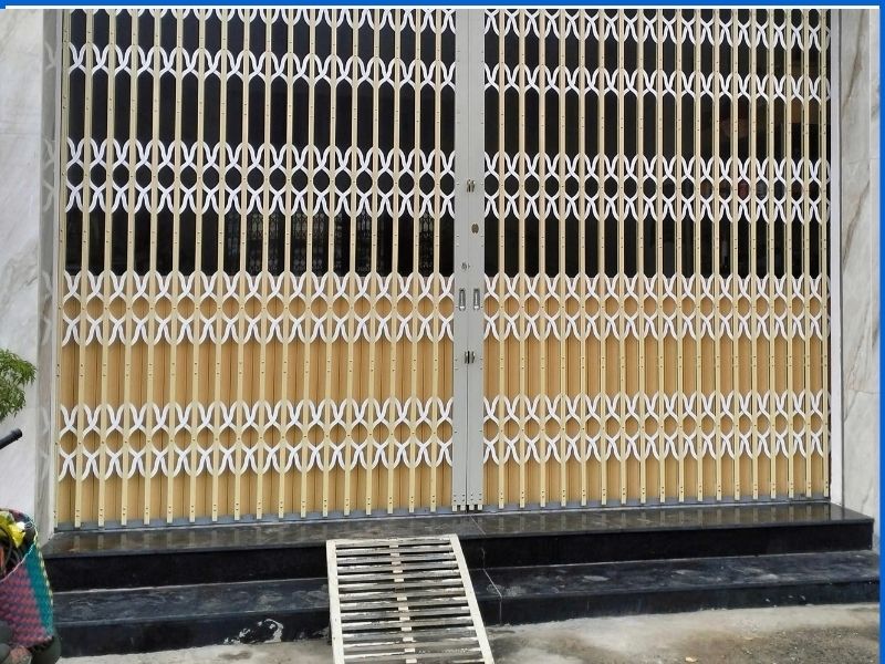 Liên hệ dịch vụ thợ sửa cửa kéo 2 cánh bị hở giữa khép không kín tận nhà TPHCM